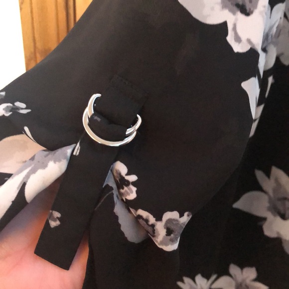 Woman’s 1x blouse black - Picture 3 of 4